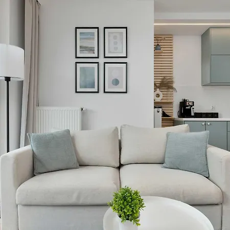 Zaciszne Z Parkingiem I Balkonem Na Wyspie Sobieszewskiej By Renters 아파트 *