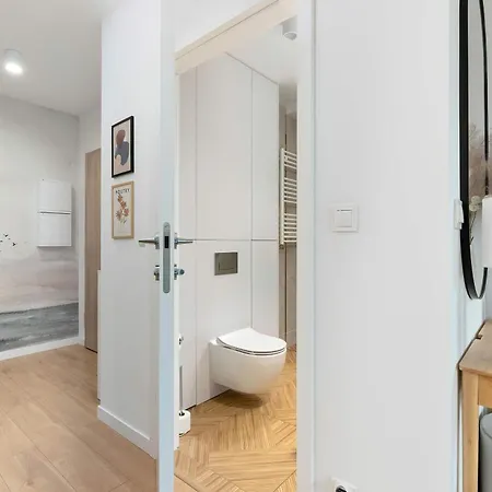 Zaciszne Z Parkingiem I Balkonem Na Wyspie Sobieszewskiej By Renters Apartmán